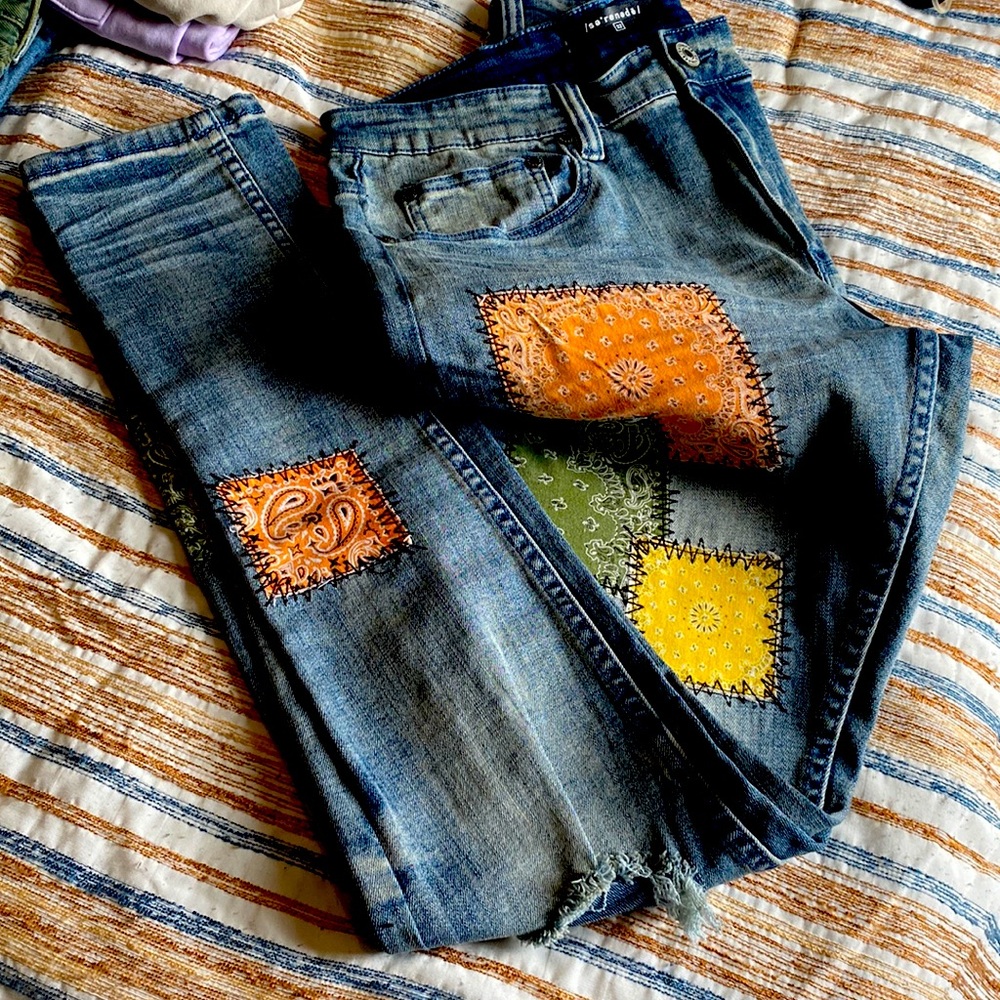 Denim jeans with colourful purchase as 32